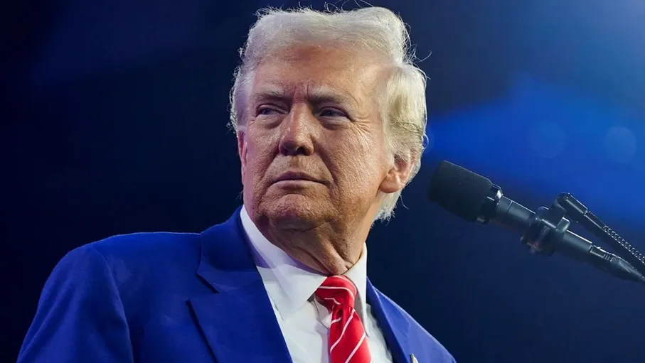 ترامب يعتزم إصدار أمر تنفيذي لحظر تمويل الأونروا