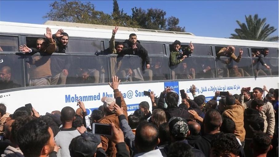 من أسر إلى فاجعة.. الفلسطيني أبو سيف ينال حريته ويفقد عائلته