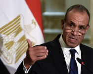 مصر تكشف عن خطة إعمار غزة وسط هجوم إسرائيلي على القمة العربية الطارئة