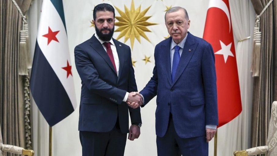 الرئيس السوري يزور أنقرة لبحث التعاون العسكري وعودة قسد إلى الجيش