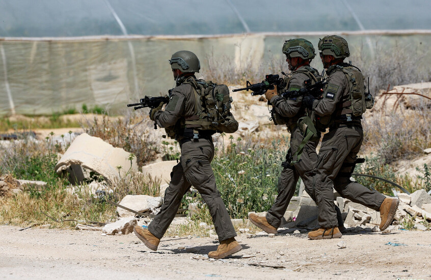 إسرائيل تفرج عن 10 أسرى فلسطينيين من قطاع غزة