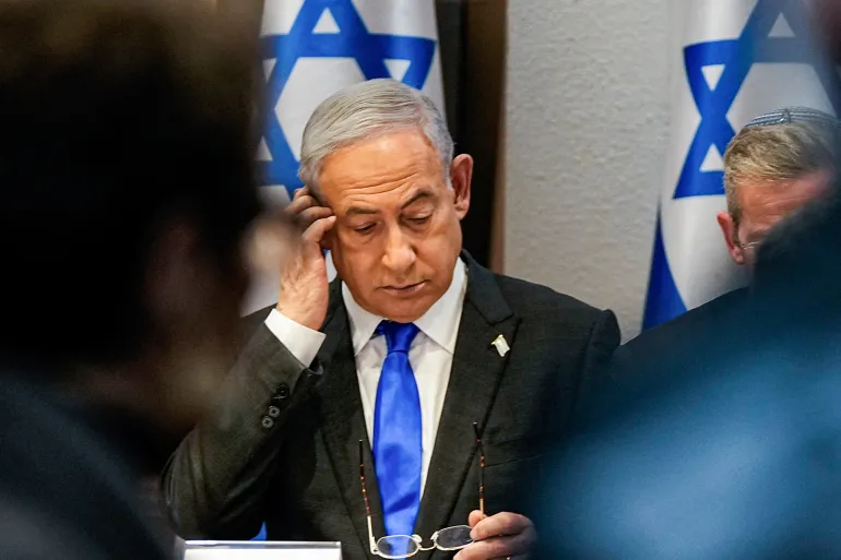 كاتبة إسرائيلية: نتنياهو يبحث عن شخصية مطيعة لرئاسة الشاباك