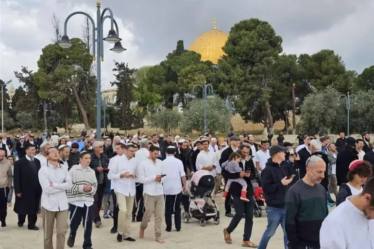 في عيد الفصح اليهودي.. استباحة كاملة للأقصى غابت عنها ردود الفعل العربية والإسلامية