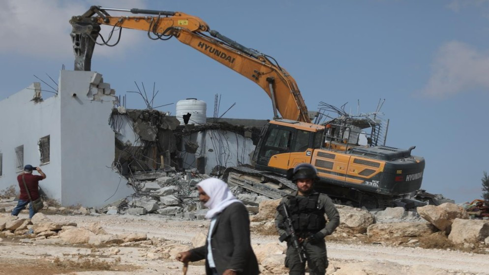 الاحتلال يهدم منزلين في بلدة نعلين غرب رام الله