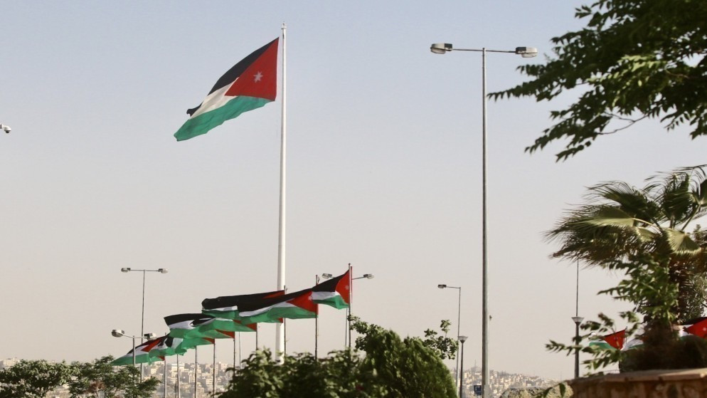 فعليات شعبية ورسمية تؤيد القرارات الحكومية للحفاظ على أمن الأردن