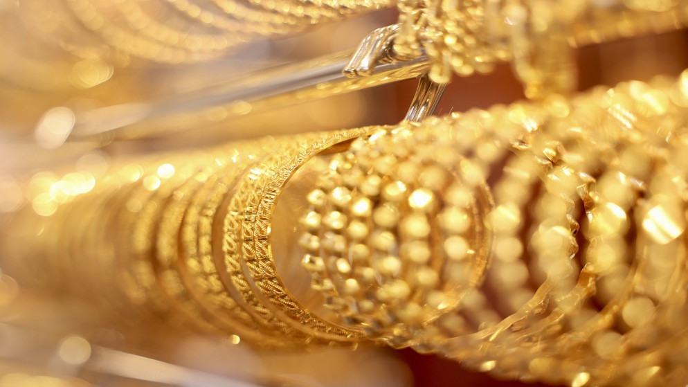 الذهب يهبط بأكثر من 1% مع انحسار التوتر بين أميركا والصين