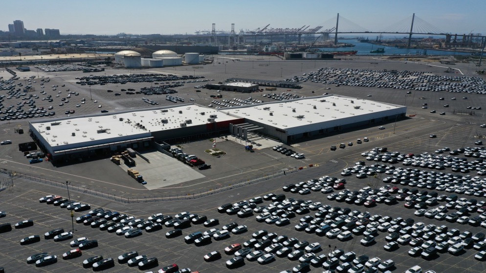 مسؤولون: ترامب سيقلص تأثير الرسوم الجمركية على السيارات