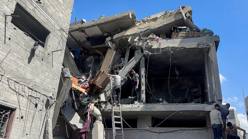 العفو الدولية: إسرائيل ترتكب جريمة إبادة جماعية على الهواء مباشرة