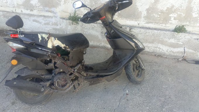 تصعيد إسرائيلي جديد في جنوب لبنان: مسيرة تستهدف دراجة نارية قرب مدرسة في صور