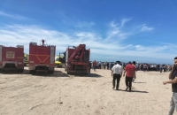 شاحنات المساعدات تدخل غزة بعد نحو 3 أشهر من الحصار الإسرائيلي