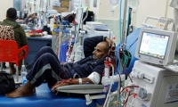 "رحلة الألم".. مرضى الفشل الكلوي في غزة يصارعون الموت تحت الحصار