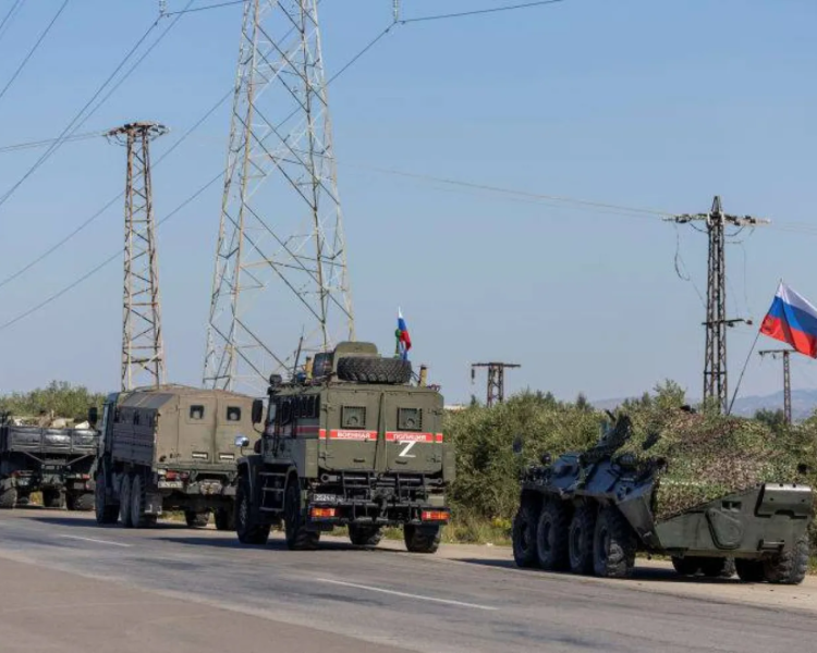 هجوم غامض على قاعدة "حميميم" الروسية في سوريا... وموسكو تلتزم الصمت