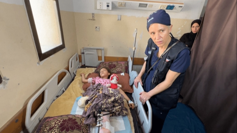 جراحة بريطانية تصف مشاهد دمار غزة: إصابات لا تُحتمل والحروق تقضي على الأطفال