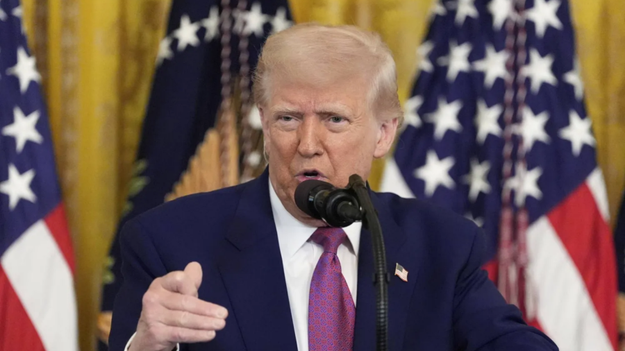 ترمب متردد بشأن ضرب فوردو النووية: هل يخشى حرباً جديدة في الشرق الأوسط؟