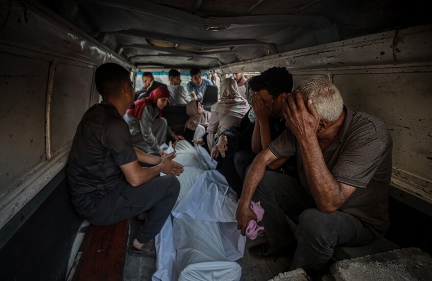 تصعيد دموي في غزة: 22 شهيدًا ومجزرة وسط المدنيين مع تواصل الغارات