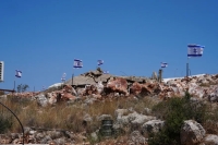 مستوطنون يحرقون منزلًا في سوسيا.. وتصاعد خطير في اعتداءات الضفة الغربية