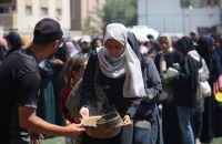 غزة على حافة المجاعة: نصف مليون جائع و320 ألف طفل في خطر فوري