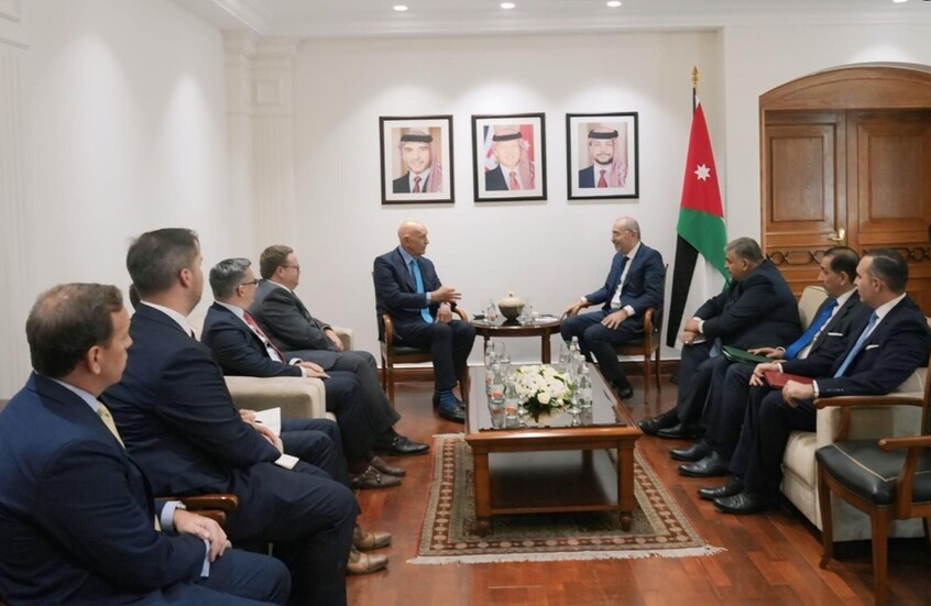 المبعوث الأمريكي: سوريا تتعهد بمحاسبة مرتكبي فظائع السويداء والتعاون مع الأمم المتحدة