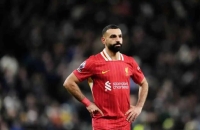 محمد صلاح يحرج "يويفا" بتساؤل عن استشهاد سليمان العبيد وغاري لينكر يرد