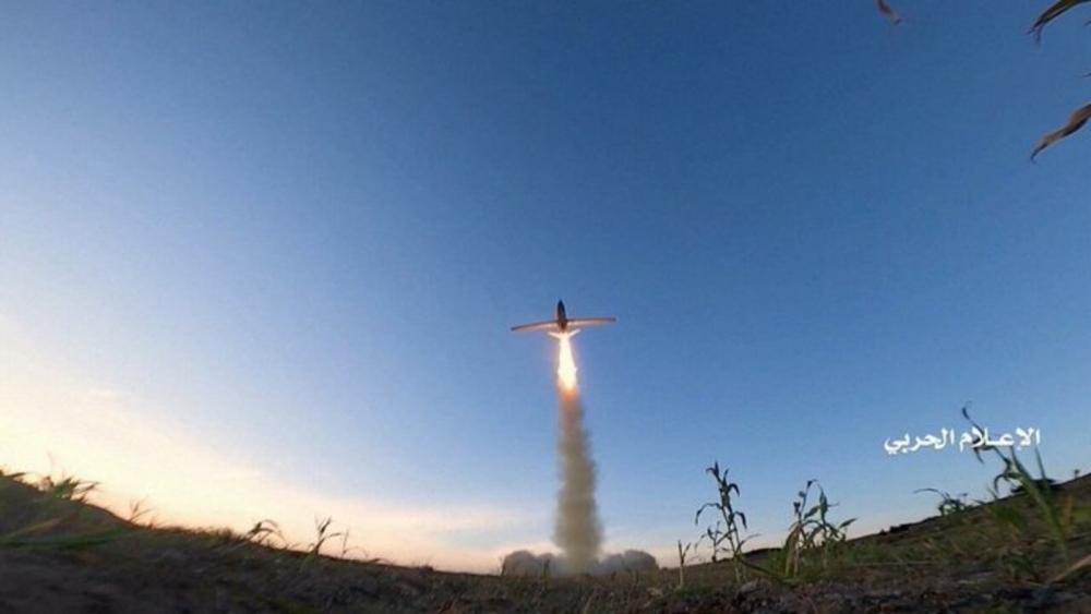 اليمن يعلن ضرب أهداف إسرائيلية بطائرات مسيّرة دعمًا لغزة