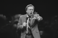 "جيمي سواغارت".. بين الوعظ والخطيئة 