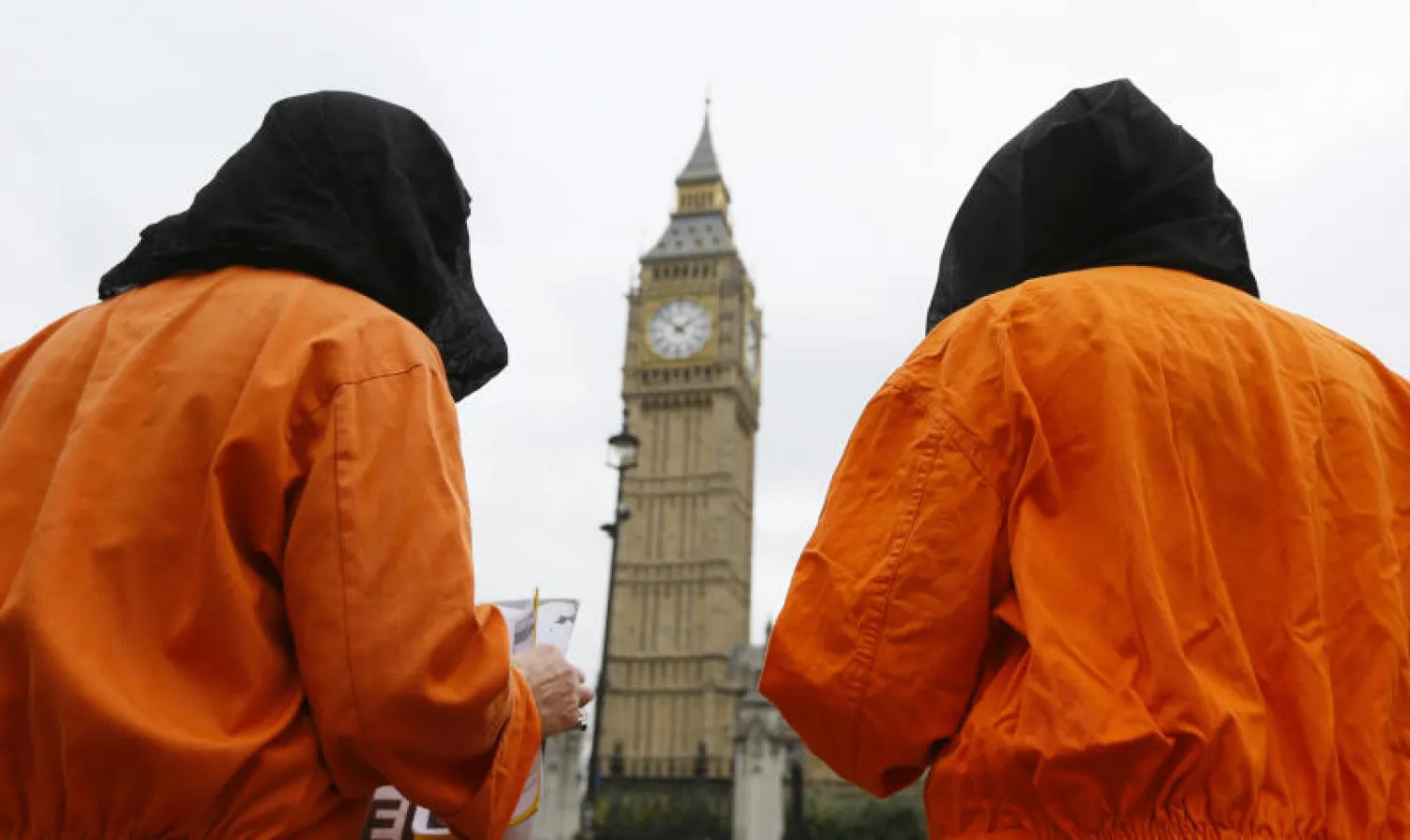 طهران تُطارد "جواسيس لندن".. ما القصة؟