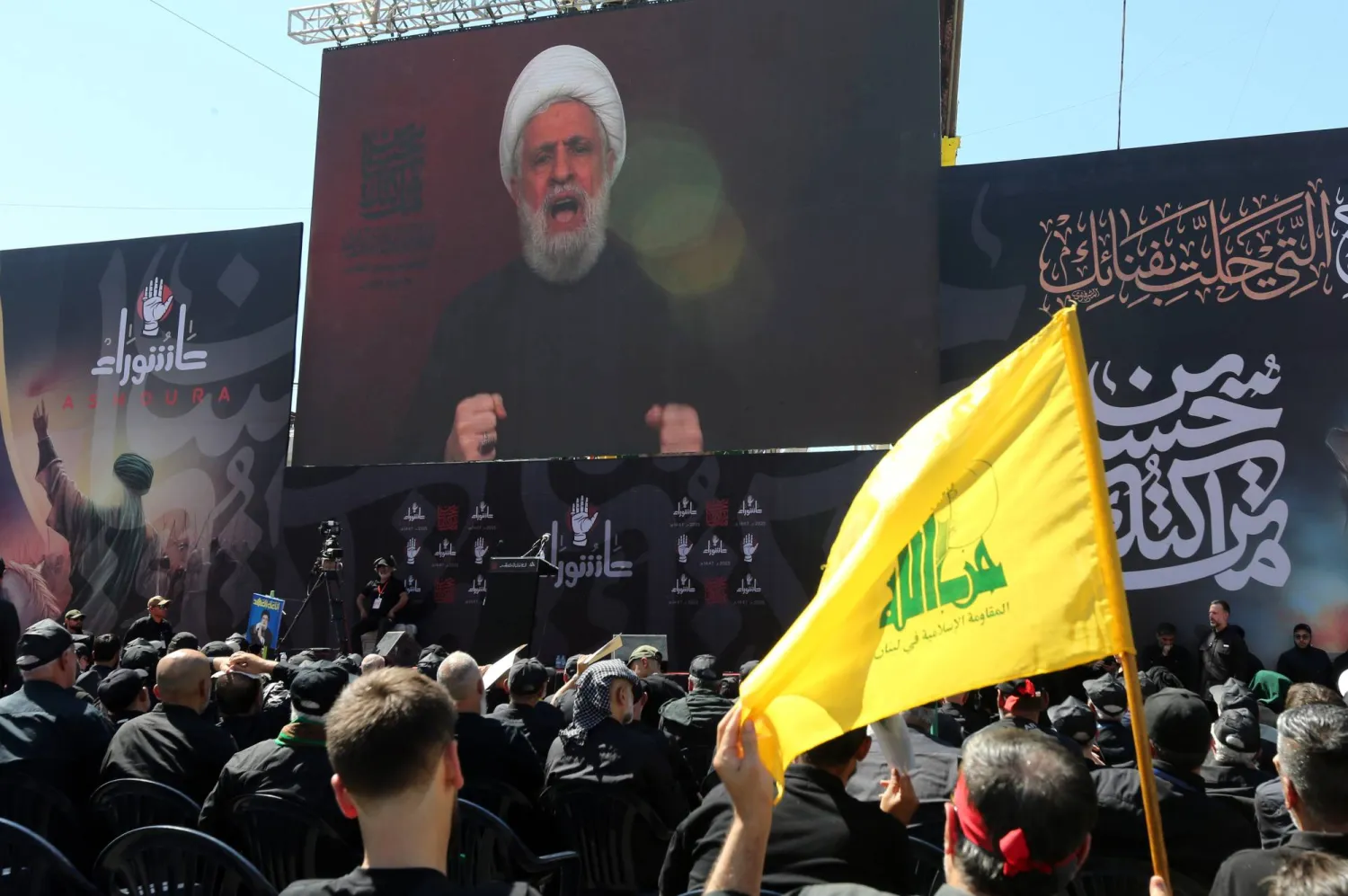 كيف يحاول حزب الله تعليق التجارة بين لبنان والعراق؟