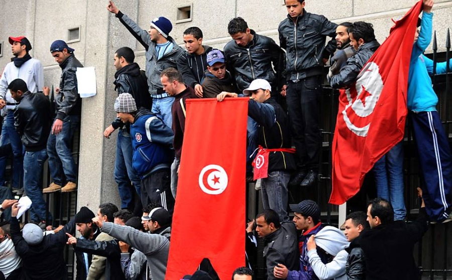 تونس.. اعتصام أسبوعي أمام السفارة الأمريكية رفضاً للإبادة في غزة 