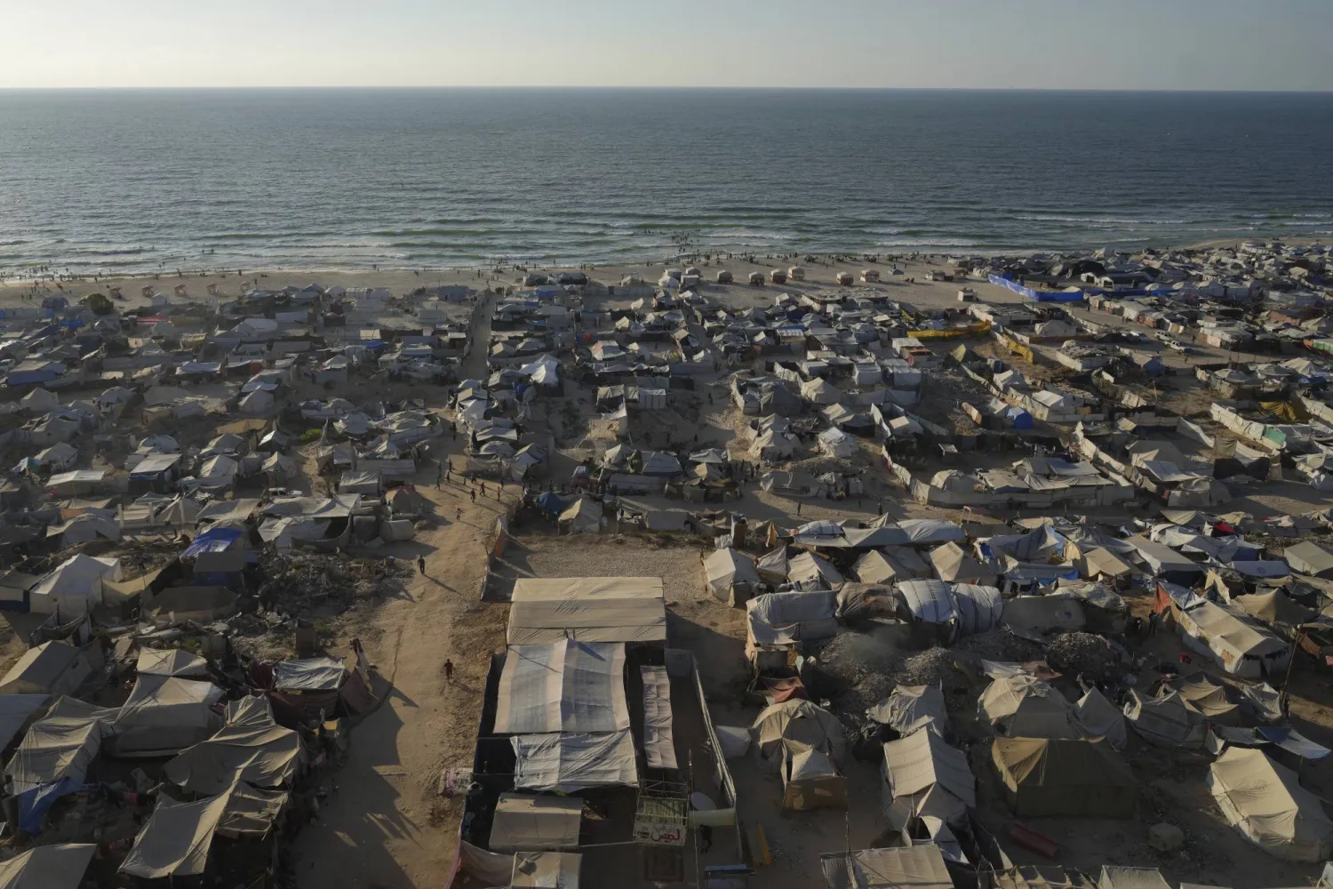 الجيش الإسرائيلي يأمر سكان غزة بالإخلاء نحو الجنوب