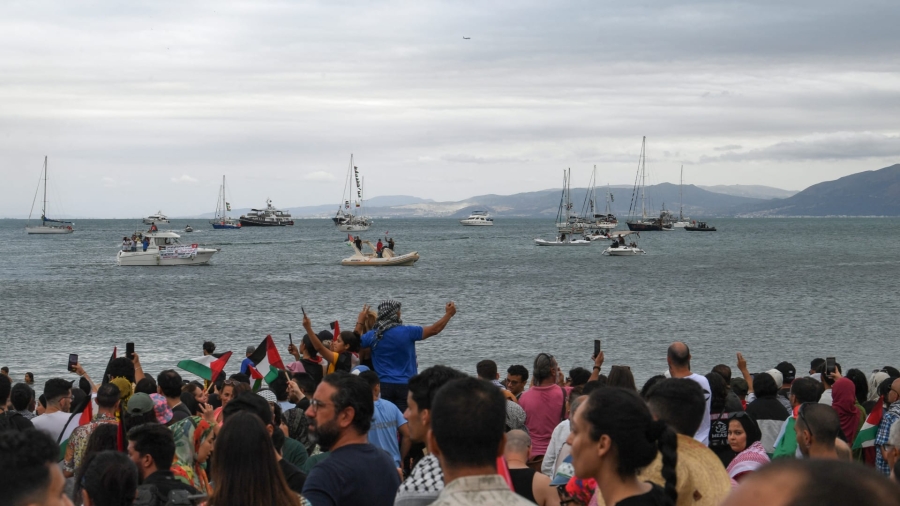 تونس تحقق في اعتداء على سفينة مساعدات لغزة وسط دعم شعبي ودولي واسع‎