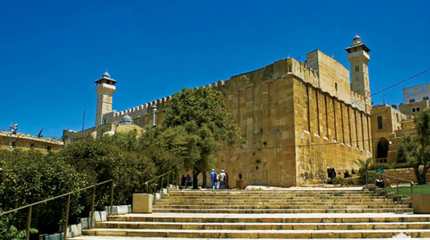 الخليل.. الاحتلال يفرض واقعًا جديدًا في إدارة الحرم الإبراهيمي