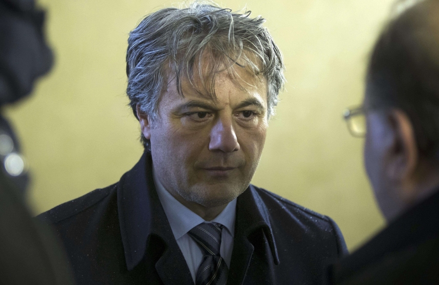 بعد غياب طويل.. لماذا ظهر العميد طلاس الآن؟