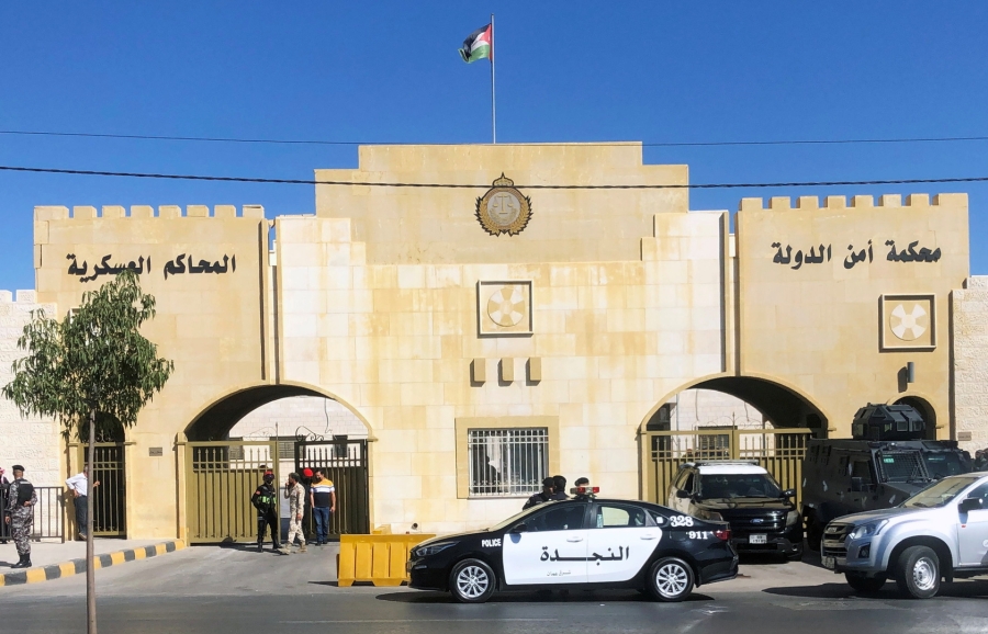 محكمة أمن الدولة تصدر أحكاما بقضايا تمسّ الأمن الوطني.. فما التفاصيل؟