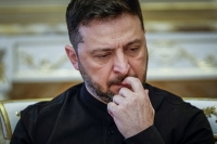 مجلة أميركية: زيلينسكي قد يفر إلى إسرائيل