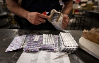 بعد تصنيف ترامب له كسلاح دمار شامل.. ماذا نعرف عن مخدر "الفنتانيل"؟