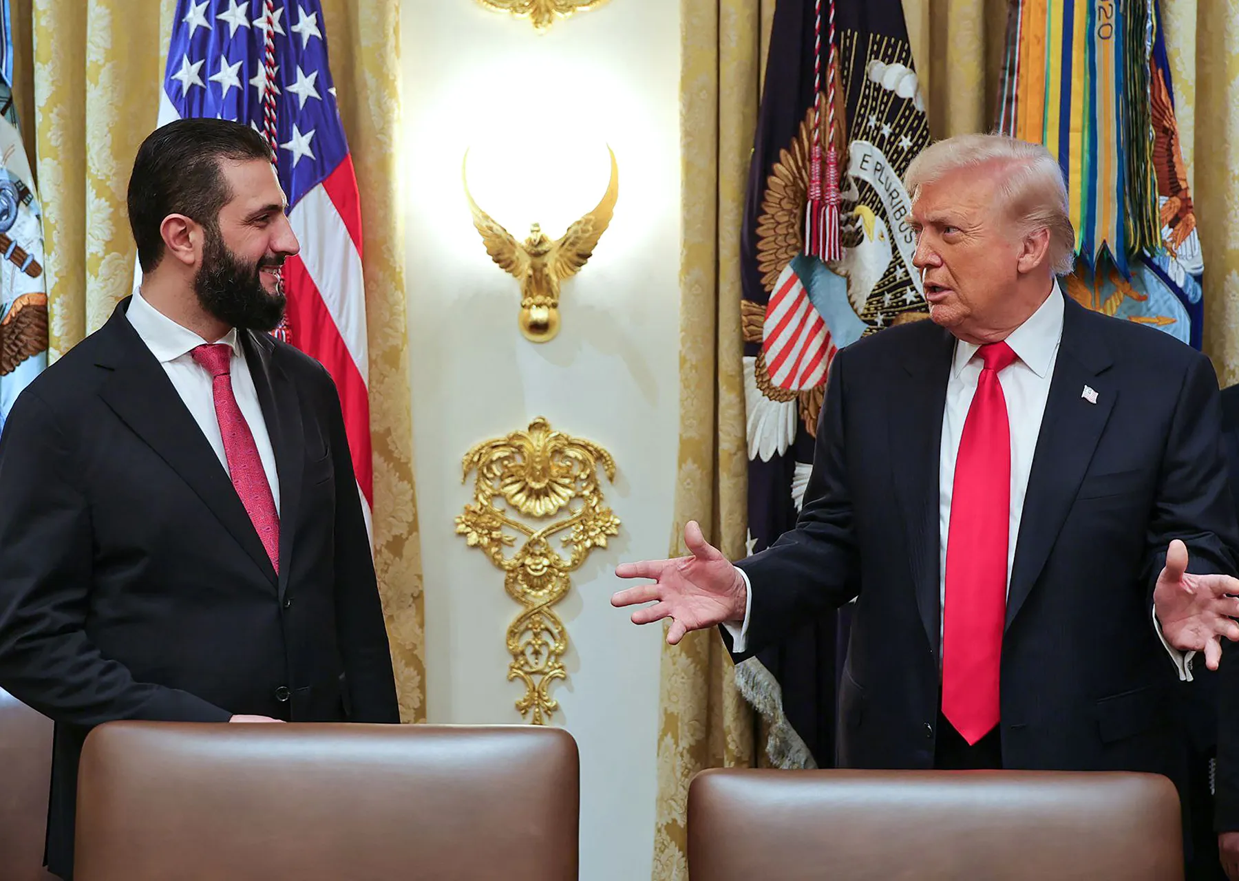 "قسد" تدعو للنفير العام والشرع وترامب يؤكدان الوحدة السورية