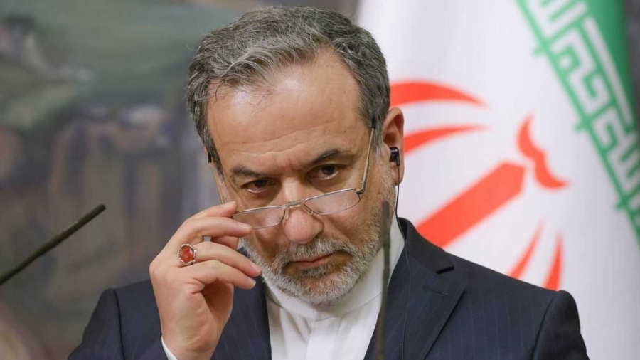 في مقال نشرته "وول ستريت جورنال".. عراقجي يُحذر واشنطن من توسع الحرب إذا هوجمت إيران