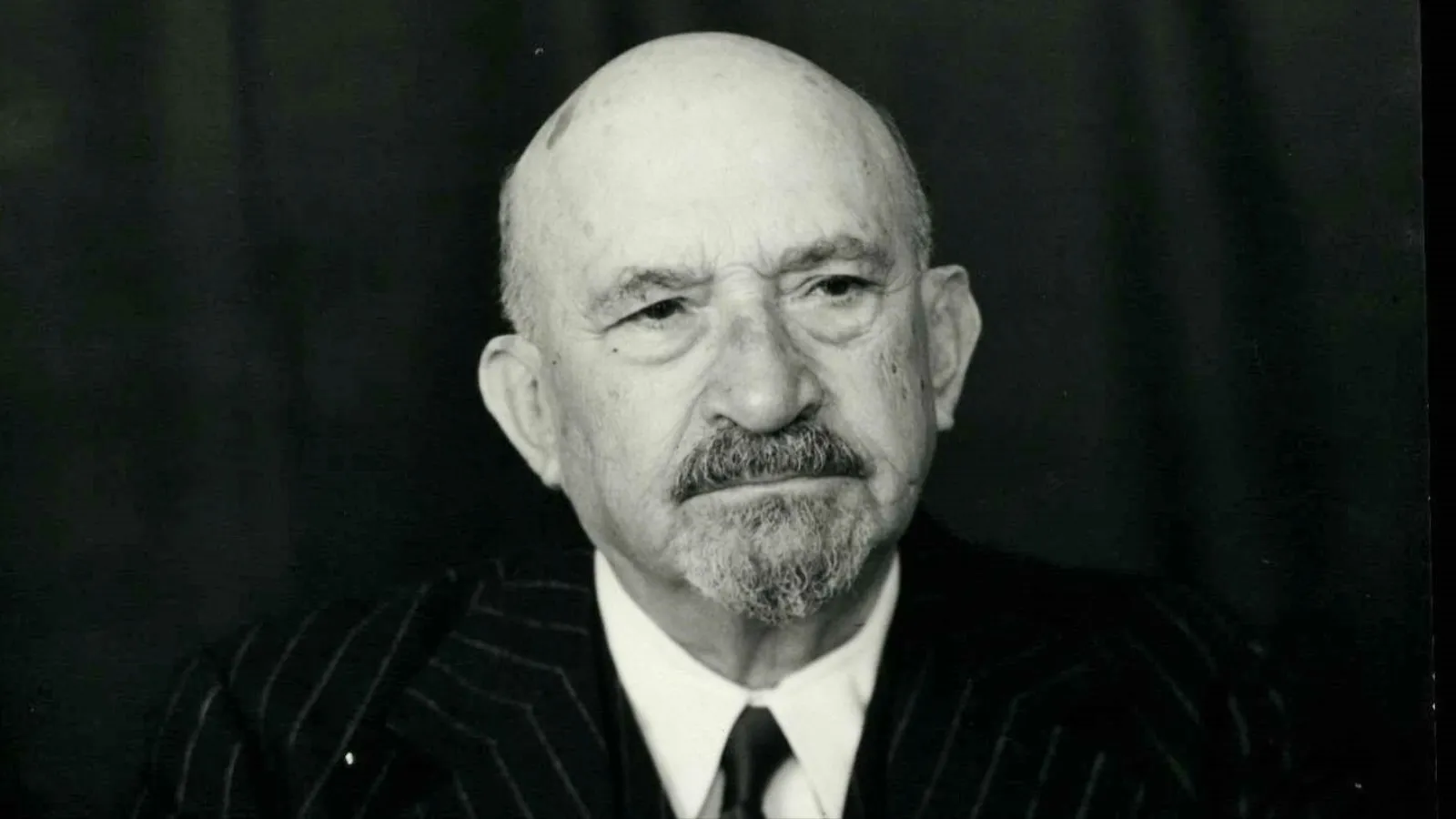 أول رئيس لـ "لدولة إسرائيل" ومنتزع وعد بلفور.. ماذا نعرف عن حاييم وايزمان؟