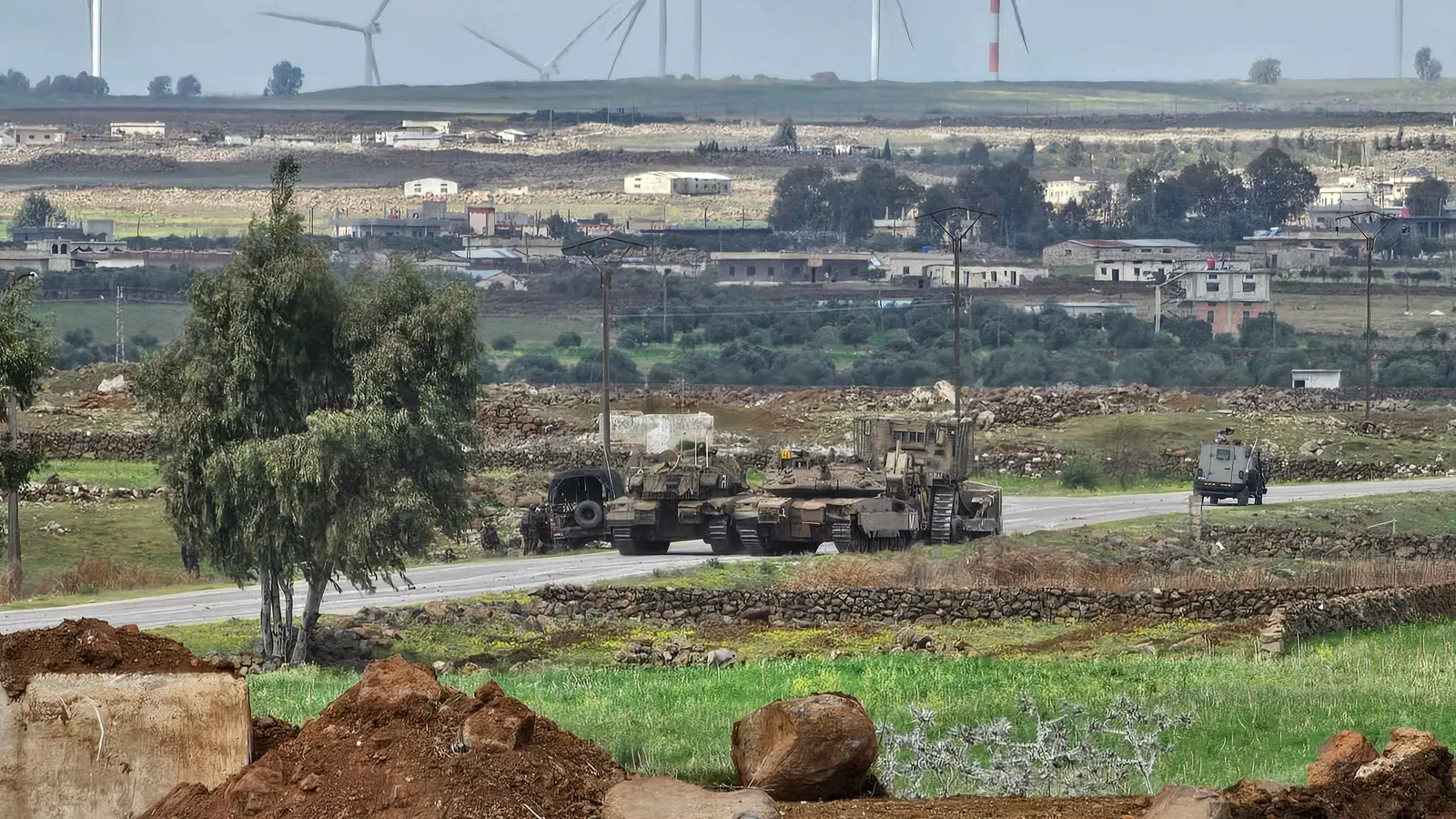 جنوب سوريا.. أراضٍ زراعية تتضرر جراء رش مواد كيميائية من قبل الجيش الإسرائيلي