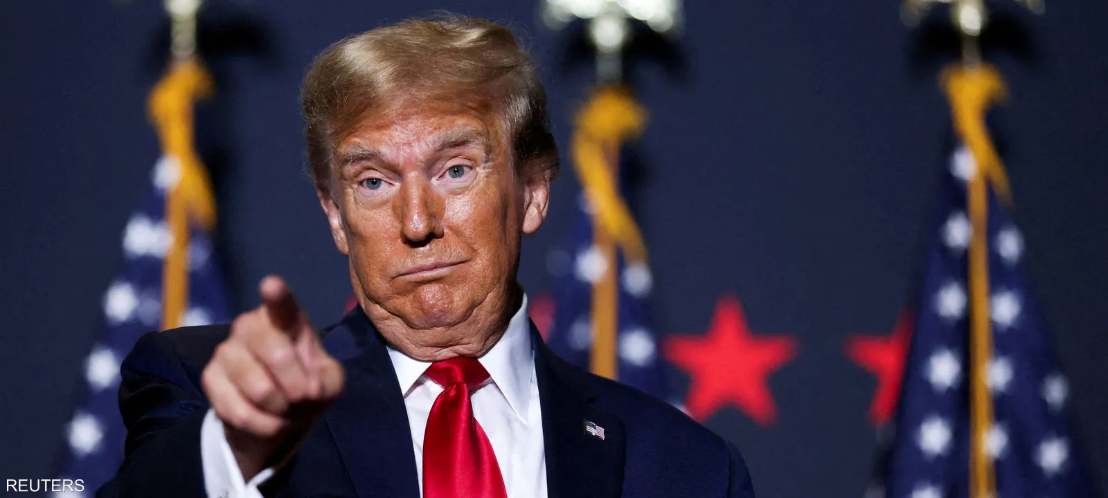 كاتب بريطاني يسخر من ترامب: من "نوبل السلام" إلى "جائزة الحرب"