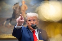 تصعيد في لهجة ترامب: انتقادات للحلفاء وتشكيك في جدوى "الناتو"