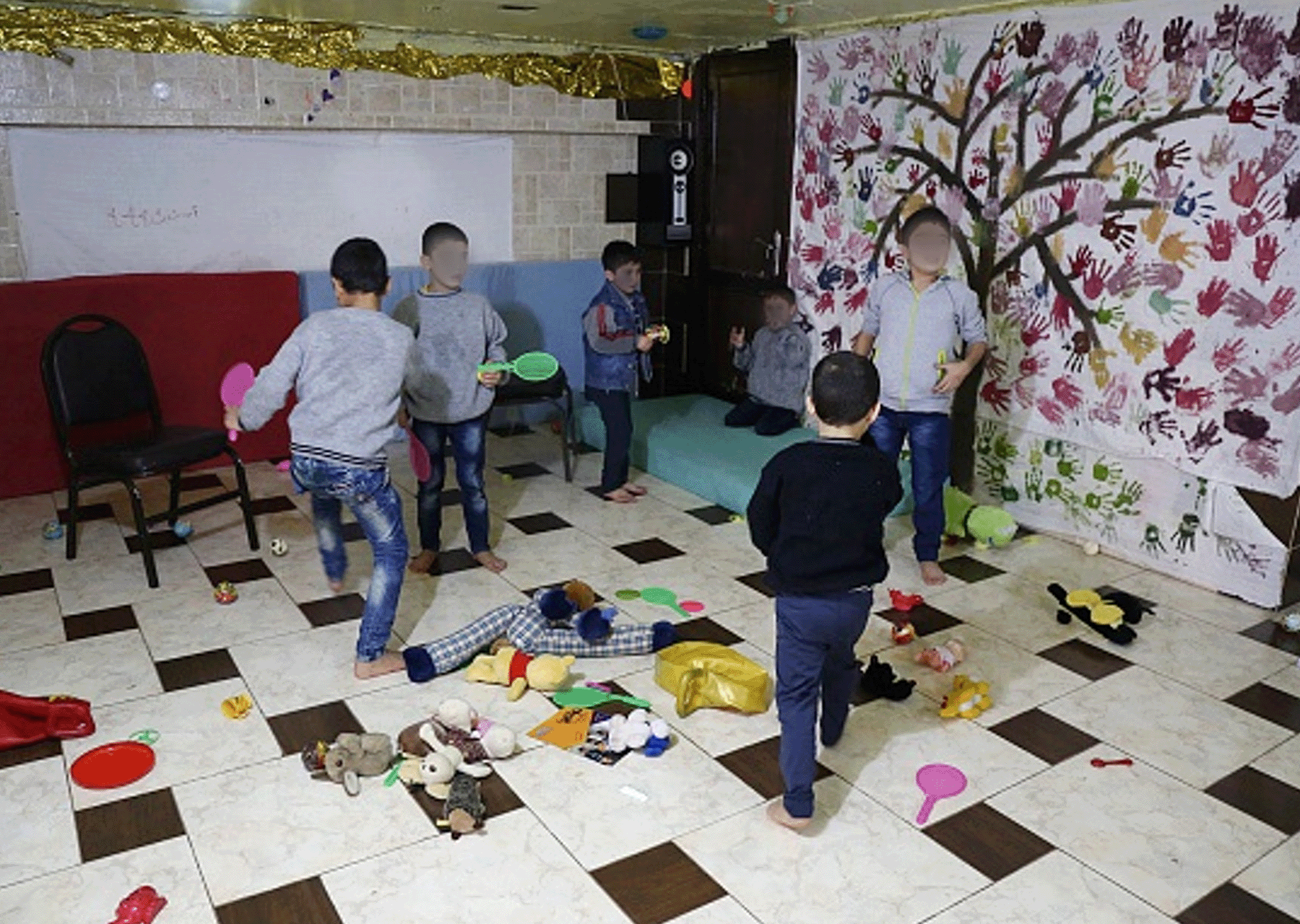 ملف أطفال المُغيبين قسرا.. إعادة 194 طفلاً من أبناء المعتقلين إبان حكم بشار الأسد