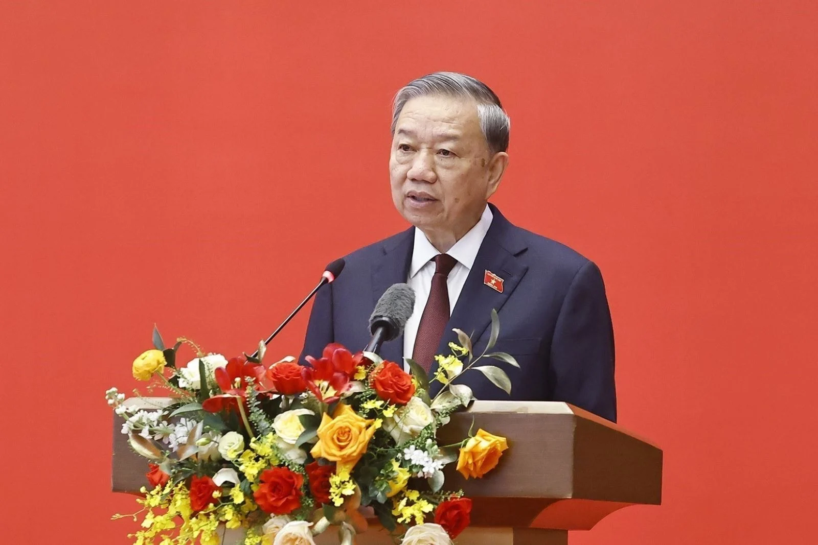 نهاية التوازن: "تو لام" يوحّد السلطة ويدفع فيتنام نحو نموذج “الحكم المطلق” لتعظيم القوة الاقتصادية