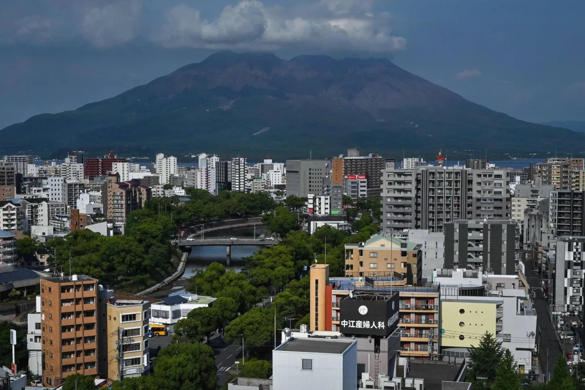 اليابان تستعيد عافية مصانعها بعد انكماش طويل