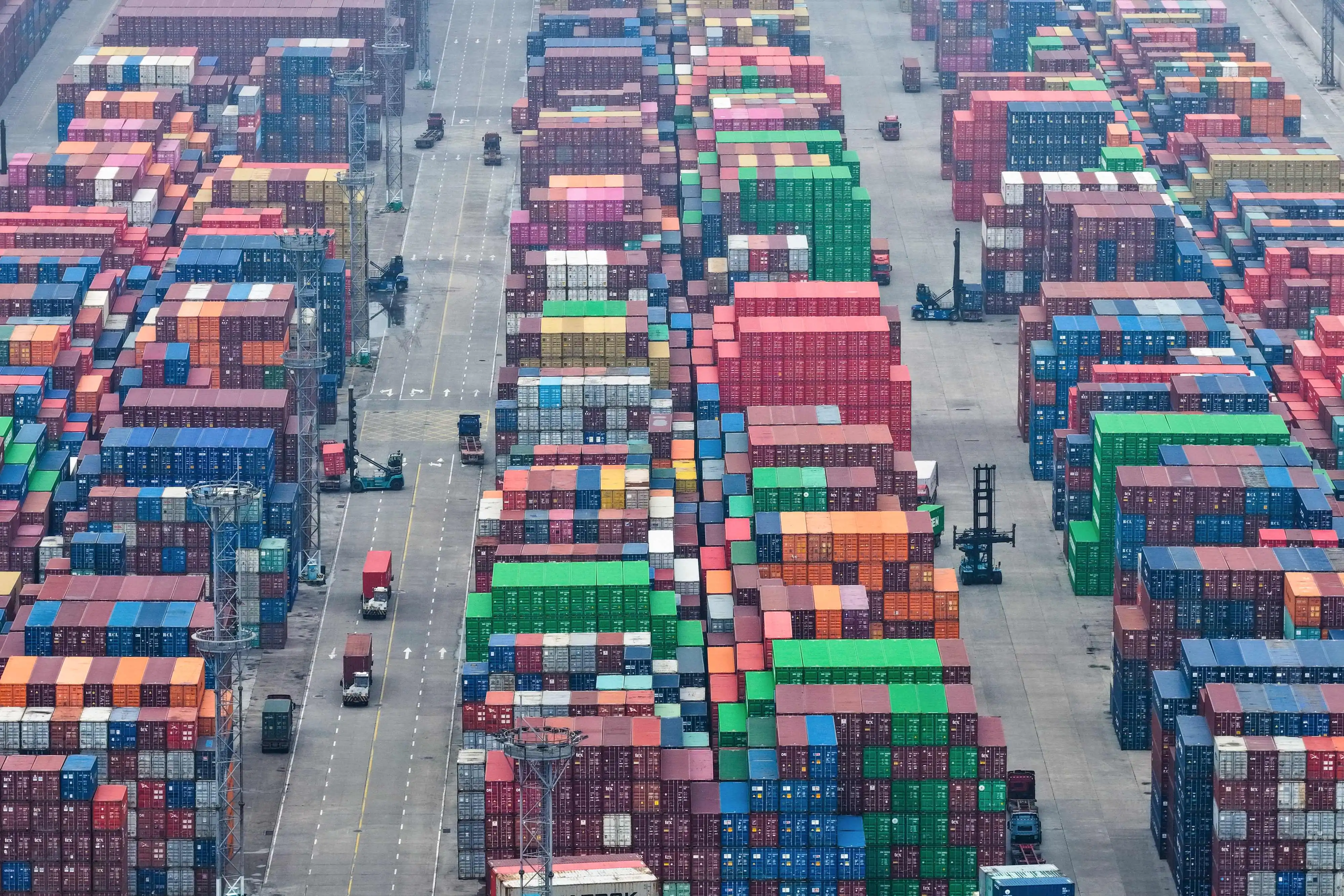 تحديات تواجه اقتصاد الصين رغم النمو الاولي