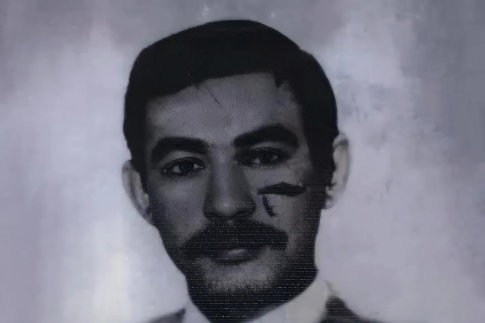 تسليم هشام حرب يثير جدلا فلسطينيا فرنسيا