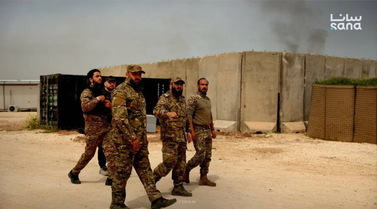 الجيش السوري يسيطر على قاعدة قسرك بعد انسحاب التحالف