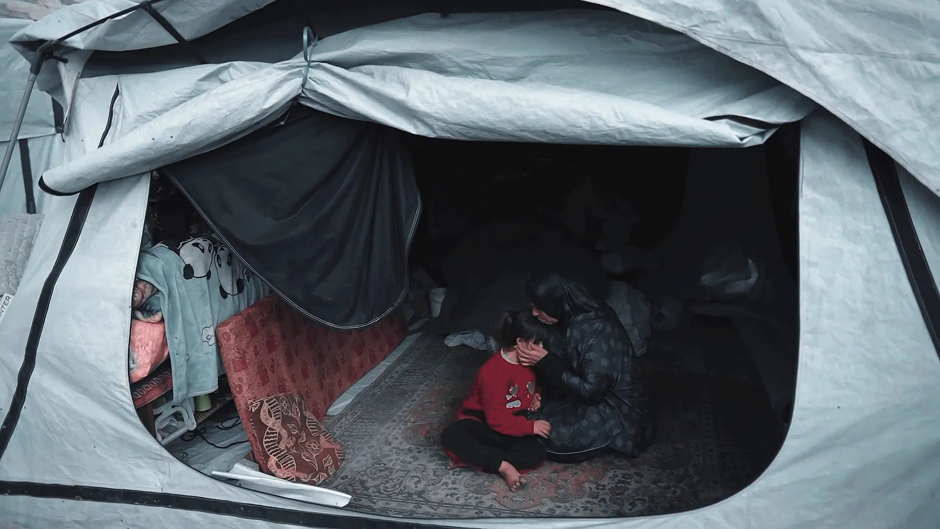 جراح غزة تنزف: 20 ألف مصاب ينتظرون بصيص أمل للعلاج