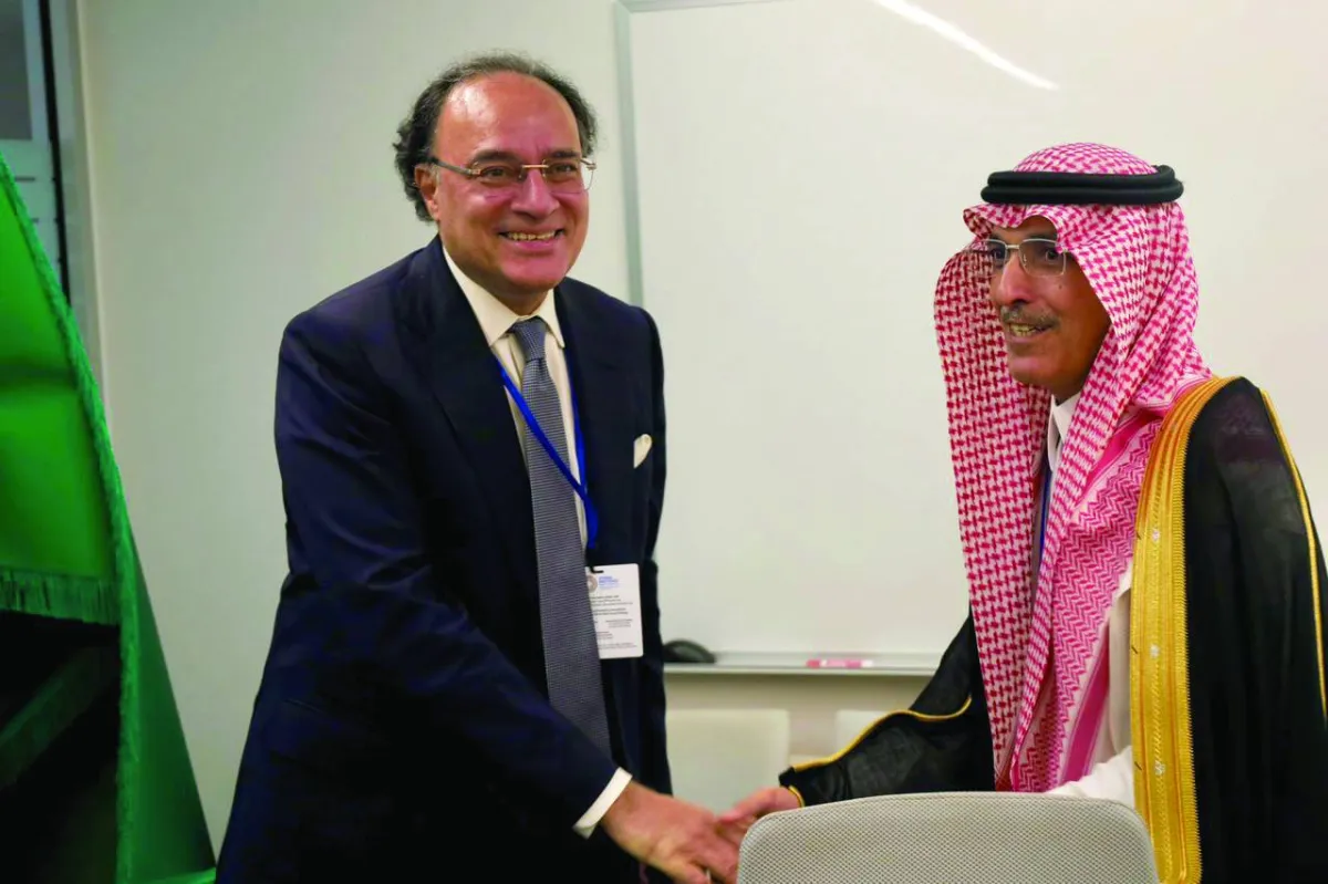 باكستان تتلقى دعما ماليا سعوديا بملياري دولار