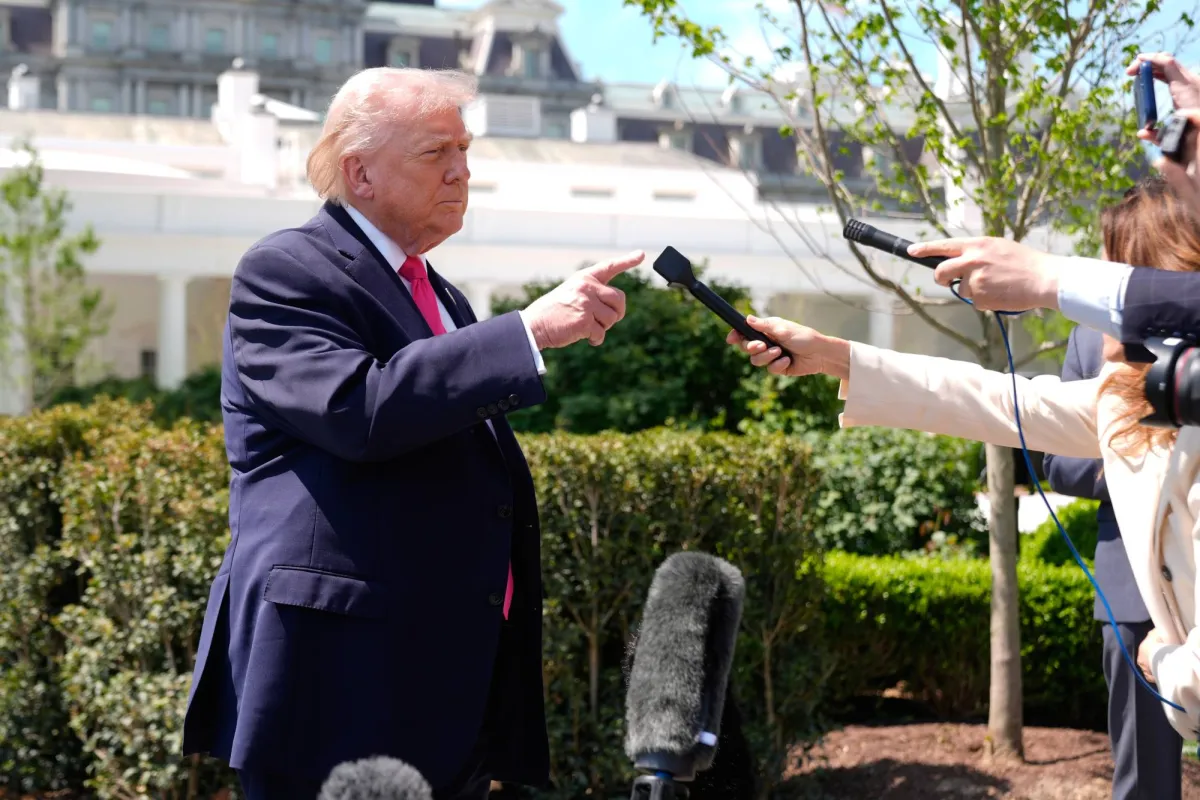 بوادر انفراج ازمة ايران تقترب من الحل